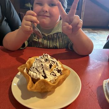 El Canelo Mexican Restaurant - Our Grandson loves the fried ice cream!!! - Mexican Near Me - Seneca, Kansas El Canelo Mexican Restaurant - Our Grandson loves the fried ice cream!!! - Mexican Near Me - Seneca, Kansas