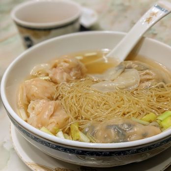 麥奀雲吞麵世家 - Wonton and dumpling noodle soup. Good flavor broth, good wontons, okay dumplings. - Cantonese Near Me - Hong Kong, HK 麥奀雲吞麵世家 - Wonton and dumpling noodle soup. Good flavor broth, good wontons, okay dumplings. - Cantonese Near Me - Hong Kong, HK