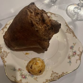 Silver Girl - Popover with Aleppo chili butter - Cocktail Bars Near Me - Acton, Massachusetts Silver Girl - Popover with Aleppo chili butter - Cocktail Bars Near Me - Acton, Massachusetts