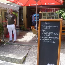 A Tavola