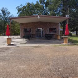 Cypress Creek Southern Ales - Front of the building.