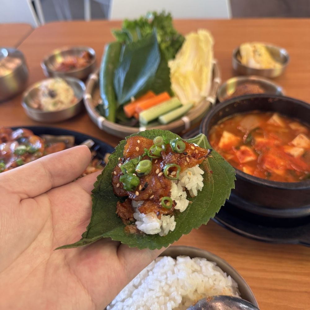 M Spoon - Bossam wrap - Korean Near Me - Los Angeles, California
