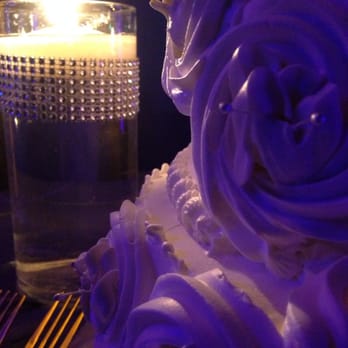 Carmen's Bakery - Great job on the wedding cake.   So moist and perfect.   Beautiful job doing the decorating. - Bakeries Near Me - La Habra, California