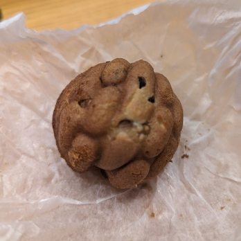 Cocohodo - Walnut Cake - Desserts Near Me - Flushing, New York