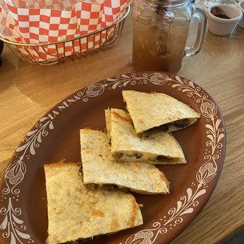La Nena Cantina - Quesadilla - Beer Bar Near Me - Los Angeles, California La Nena Cantina - Quesadilla - Beer Bar Near Me - Los Angeles, California