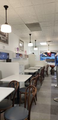 Fosselman's Ice Cream Co. by null
