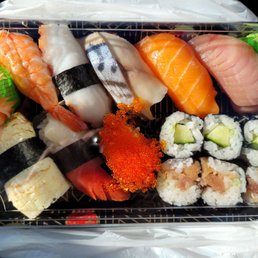 Assorted Nigiri ($17.50) Assorted Nigiri ($17.50)
