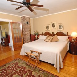 Dominion Hill Country Inn - Suites, rooms, cottages, cabins and glamping sites