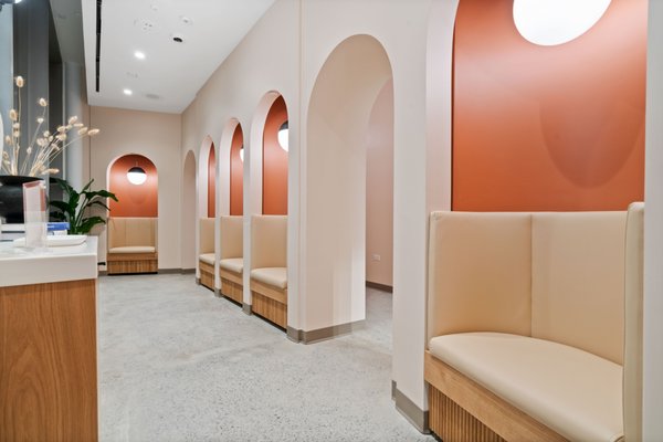 PEACHY GRAND CENTRAL - Updated January 2026 - 19 Photos & 76 Reviews