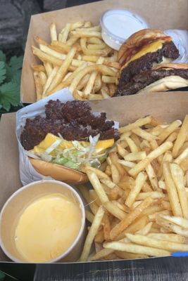 goldies chicken & smashburger. by null