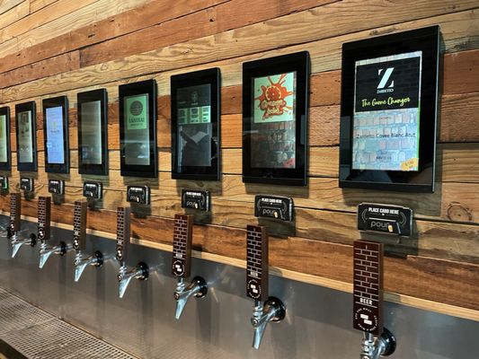 Off The Wall Craft Beer & Wine by null