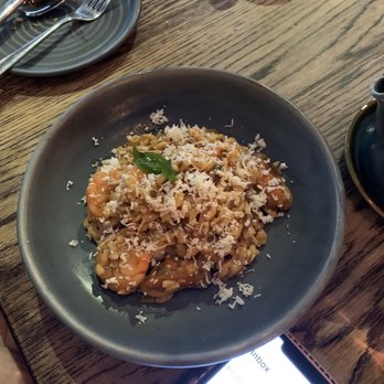 Tavernaki Portobello - Giouvetsi thalassinwn - Seafood Near Me - London, XGL