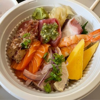 Chobop - Chirashi - Sushi Bars Near Me - Costa Mesa, California