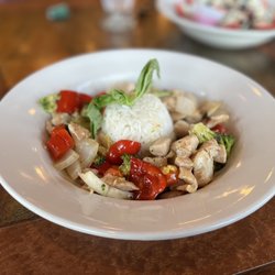Eagle's Landing Golf Club - Chicken stir fry