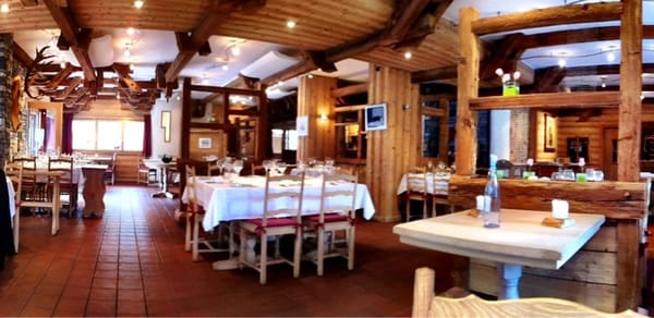 Restaurant Mont-Rouge by null