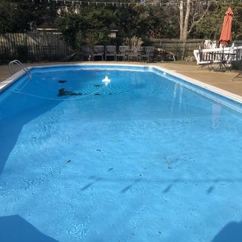 Culpepper Inn - Pool - Bed & Breakfast Near Me - Elizabeth City, North Carolina