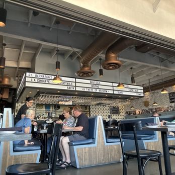 Brussels Bistro - Restaurant - Belgian Near Me - San Clemente, California Brussels Bistro - Restaurant - Belgian Near Me - San Clemente, California