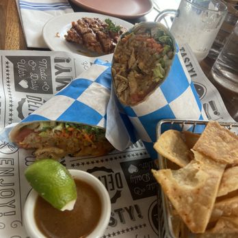 Lapisara Eatery - Tom Yum Burrito - Breakfast & Brunch Near Me - San Francisco, California Lapisara Eatery - Tom Yum Burrito - Breakfast & Brunch Near Me - San Francisco, California