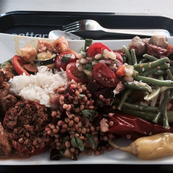 Sattgrün - Großer Teller für 10,90€ - Vegan Near Me - Dusseldorf, NW Sattgrün - Großer Teller für 10,90€ - Vegan Near Me - Dusseldorf, NW