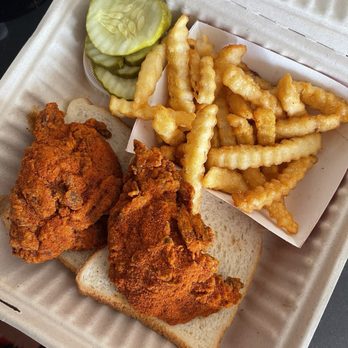 Dave's Hot Chicken - Dave's #1 - Chicken Shop Near Me - Fresh Meadows, New York Dave's Hot Chicken - Dave's #1 - Chicken Shop Near Me - Fresh Meadows, New York