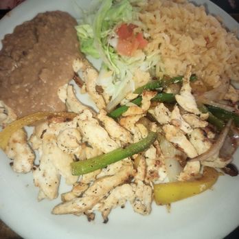 Yorky's Taco House - Chicken fajita plate. - Mexican Near Me - San Antonio, Texas Yorky's Taco House - Chicken fajita plate. - Mexican Near Me - San Antonio, Texas