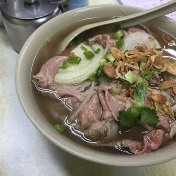 津津食店 - Signature rare beef pho - Vietnamese Near Me - Hong Kong, HK
