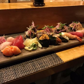 Nakamori - Sushi & Sashimi Deluxe with Butter Teriyaki Scallop Roll $45 - Japanese Near Me - Toronto, Ontario