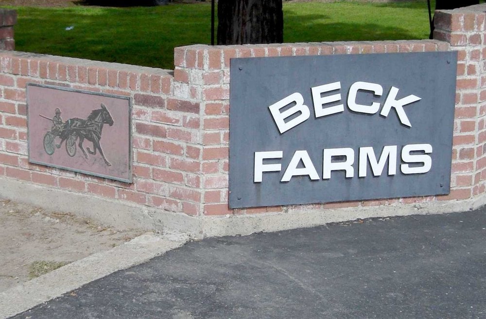 BECK FARMS 2978 W Armstrong Rd, Lodi, California Pet Sitting