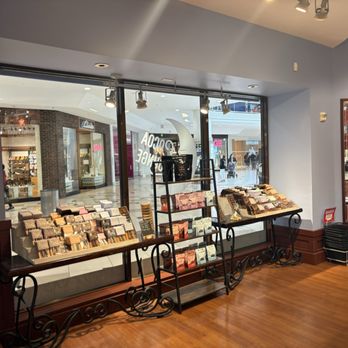 Chocolate Moonshine - Chocolatiers & Shops Near Me - Novi, Michigan Chocolate Moonshine - Chocolatiers & Shops Near Me - Novi, Michigan