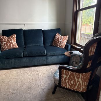 Tornado Movers - Pieces that were really important to me, were wrapped completely and arrived in perfect condition. - Movers Near Me - Charlotte, North Carolina