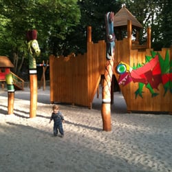 Spielplatz Drachenburg