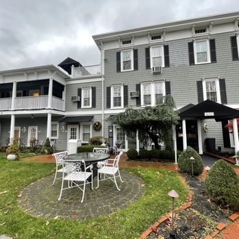 Chateau Inn and Suites - Hotel from outside - Hotels Near Me - Spring Lake, New Jersey