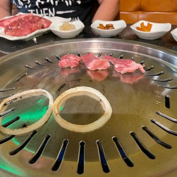 SIU Korean BBQ - Cooking steak and onions - Korean Near Me - Sparks, Nevada SIU Korean BBQ - Cooking steak and onions - Korean Near Me - Sparks, Nevada