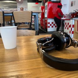 Five Guys - Table side