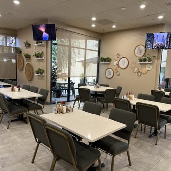 Helic International Bistro - Italian Near Me - Sacramento, California Helic International Bistro - Italian Near Me - Sacramento, California