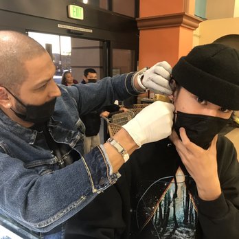 Flores Jewelry - Safe Ear Piercing / Piercings de Oreja - Jewelry Near Me - Murrieta, California Flores Jewelry - Safe Ear Piercing / Piercings de Oreja - Jewelry Near Me - Murrieta, California