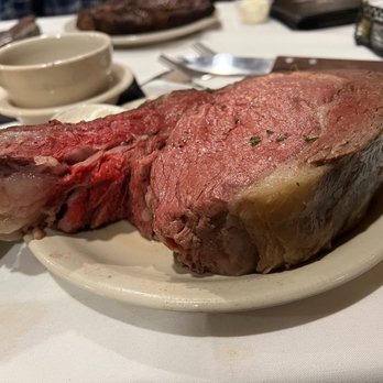 Bynum's Steakhouse - Prime rib - Steakhouses Near Me - Indianapolis, Indiana