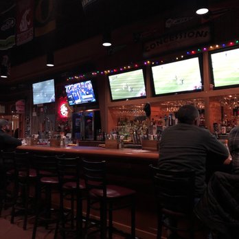 Pour House Grill - American Near Me - Bend, Oregon