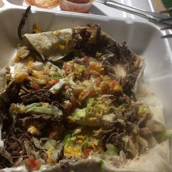 Murillo's on Merchant - Supposed to be a super beef burrito. Sliced open. Wow!! - Mexican Near Me - Vacaville, California Murillo's on Merchant - Supposed to be a super beef burrito. Sliced open. Wow!! - Mexican Near Me - Vacaville, California
