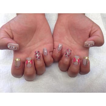 Spring Nails - Nail Salons Near Me - Fremont, California