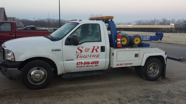 S&R TOWING SERVICE - Updated July 2025 - 219 S Mock, Prairie Grove ...