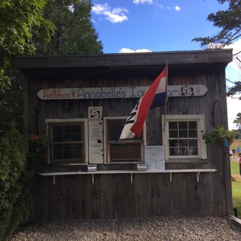 Brookdale Fruit Farm Stand - a red, white and blue flag - Fruits & Veggies Near Me - Hollis, New Hampshire