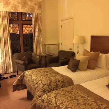Newhall Hotel - Twin room - Hotels Near Me - Sutton Coldfield, XWM