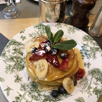 Bill's - Pancakes with fruit and maple syrup. Can't go wrong! - Breakfast & Brunch Near Me - London, XGL