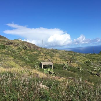 Makapu'u Point Lighthouse Trail - Hiking Near Me - Honolulu, Hawaii