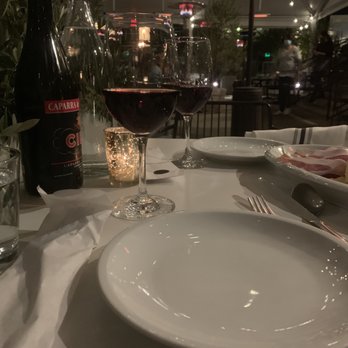 Rossoblu - Beautiful covid 19 set up - Italian Near Me - Los Angeles, California Rossoblu - Beautiful covid 19 set up - Italian Near Me - Los Angeles, California