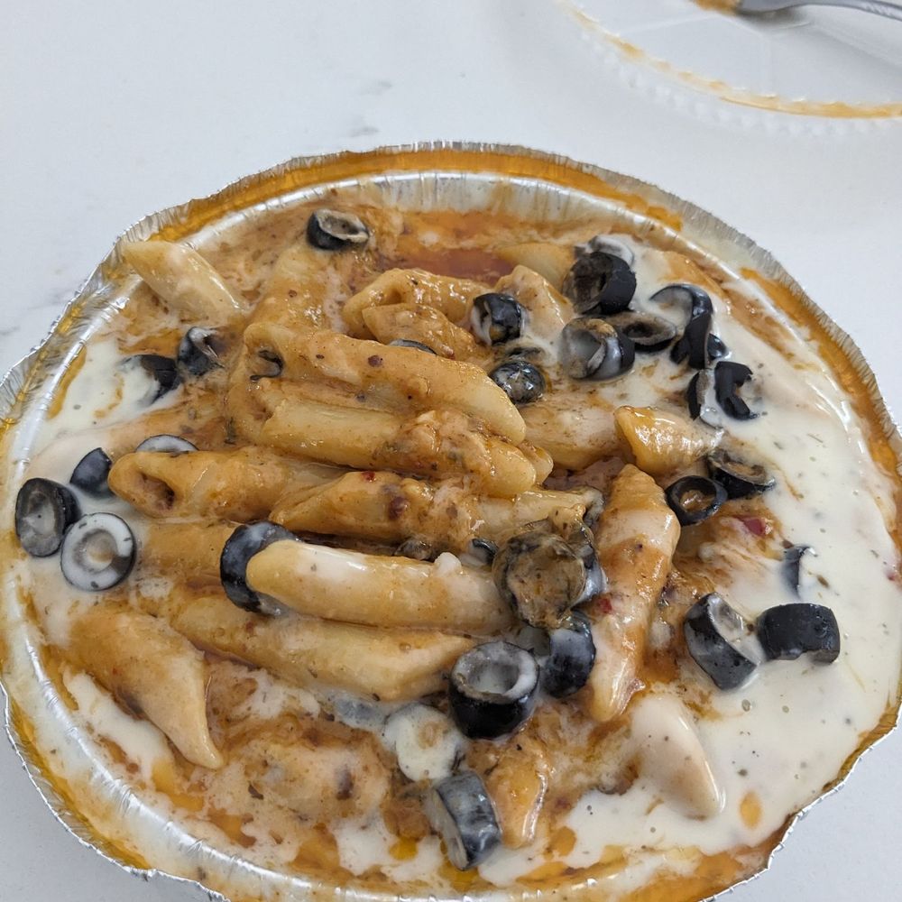 Cheese Pasta with white sauce