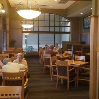 Tribeca Tavern - Tribeca Main Dining Area 1 - American Near Me - Cary, North Carolina