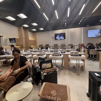Summit Nails Spa - Inside - Nail Salons Near Me - Las Vegas, Nevada