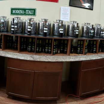 Sapore Messo - HUUUGE selection of oil and vinegar - Imported Food Near Me - Fremont, California
